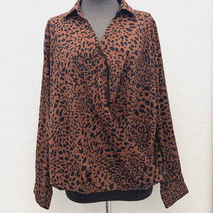 Everly Blouse Women Small Brown Leopard Long Sleeve Pull Over Blouse